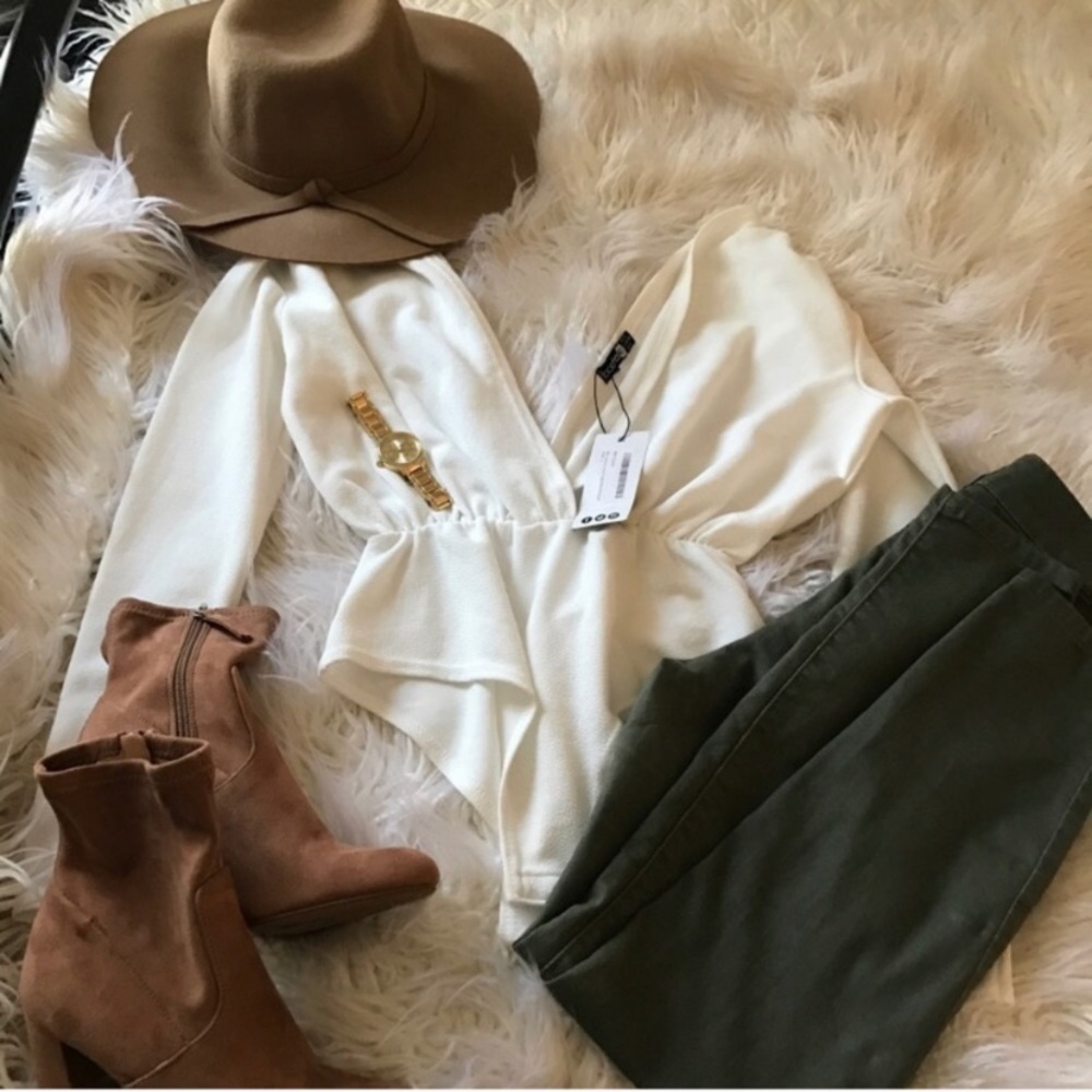 White long sleeve bodysuit